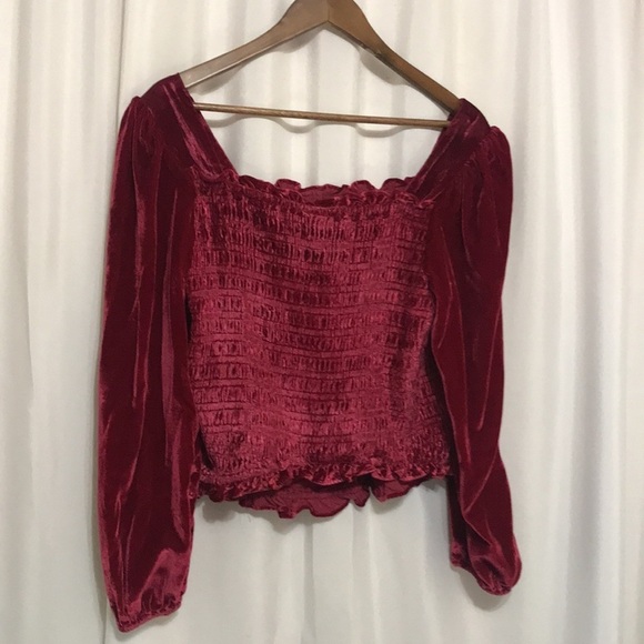 Torrid Velvet Smocked Blouson Crop Top Sz 1X - Picture 4 of 8